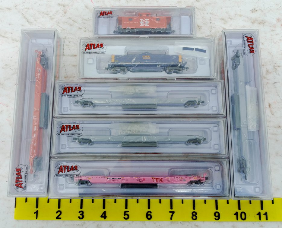 7 ATLAS N SCALE ASSORTED NEW HAVEN CABOOSE, CSX COIL CAR, TTX & WELL CARS, 7 OBS INV 263330542