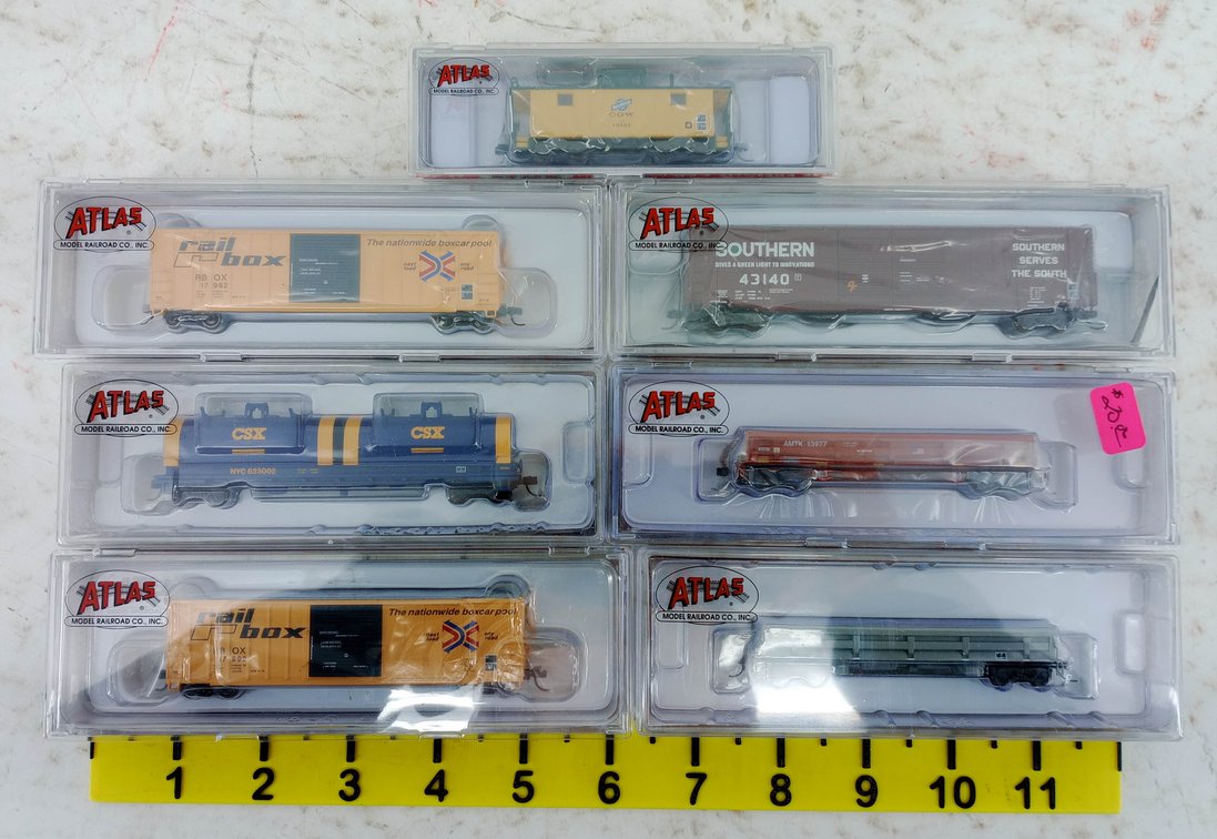 7 ATLAS N SCALE FREIGHT CARS & CABOOSE, CSX SOUTHERN AMTRAK RAILBOX, 7 OBS INV 263330545