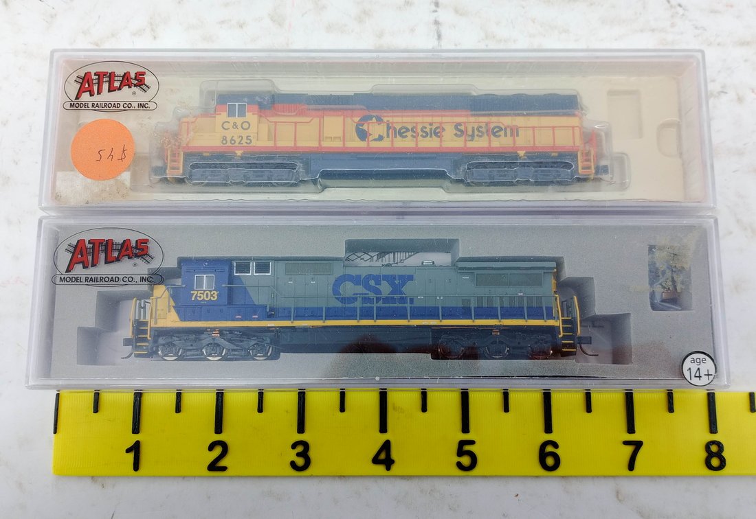 2 ATLAS N SCALE LOCOMOTIVES, 49351 SD-50 CHESSIE SYSTEM & 51808 DASH 8-40C CSX, 2 OBS INV 263330546