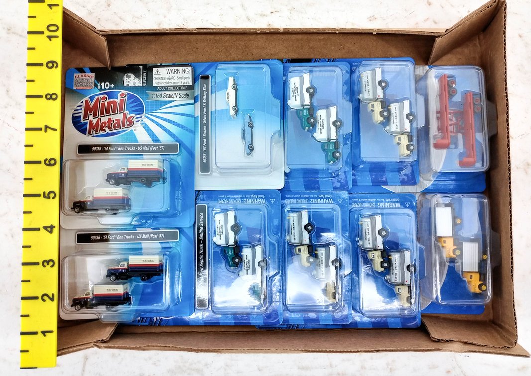 MIXED CLASSIC METAL WORKS MINI METALS N SCALE FORD TRUCKS & SEDANS, SOME OBS INV 263330594