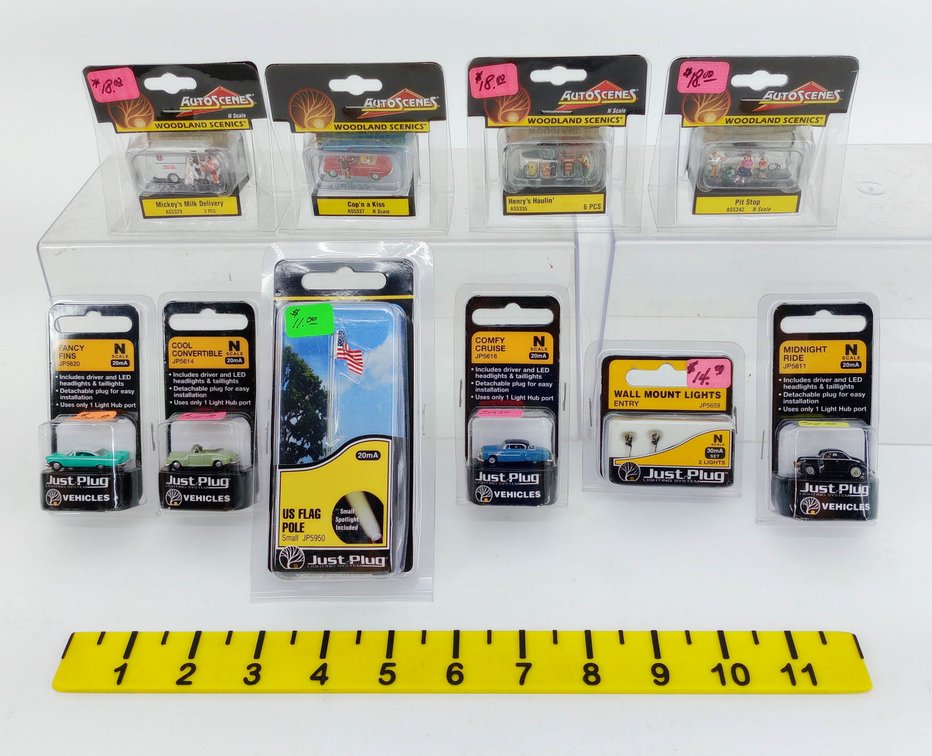 10 ASSORTED WOODLAND SCENICS N SCALE AUTOSCENES, JUST PLUG VEHICLES & LIGHTS SOME OBS INV 263330641