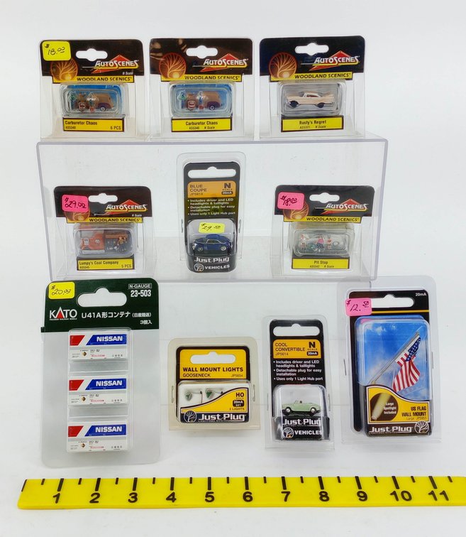 10 ASSORTED WOODLAND SCENICS AUTOSCENES, JUST PLUG & KATO N SCALE VEHICLES & ACCESSORIES INV 263330643