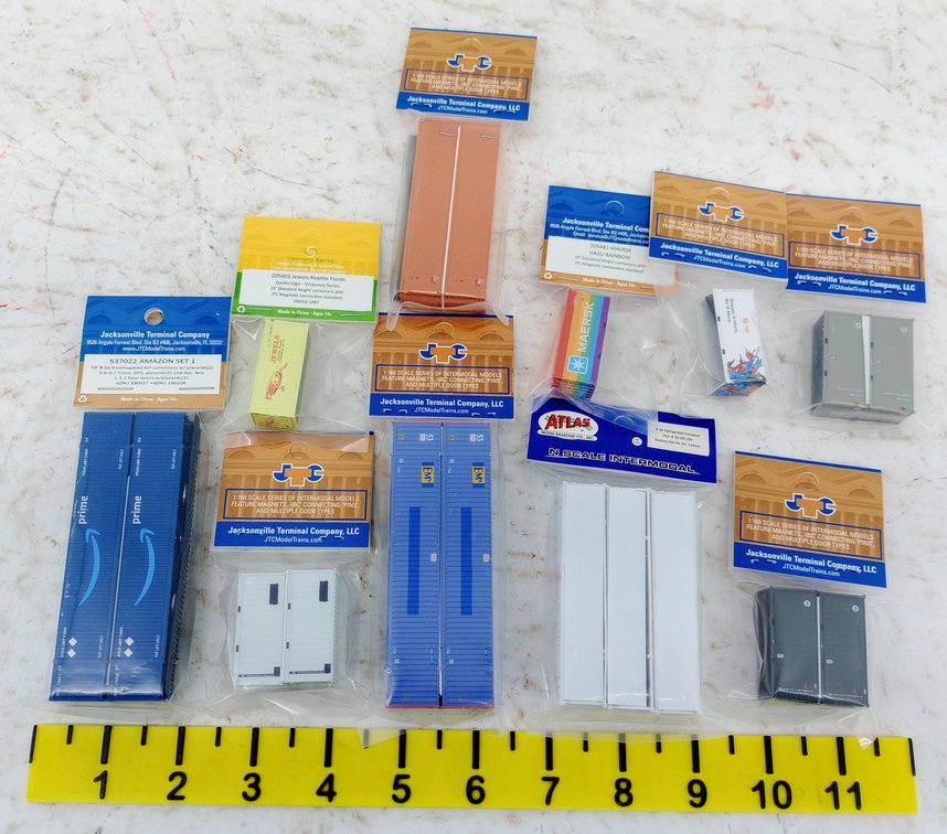 10 PACKS ASSORTED JTC & ATLAS N SCALE INTERMODAL CONTAINERS INCL AMAZON, MAERSK, EMP INV 263330686