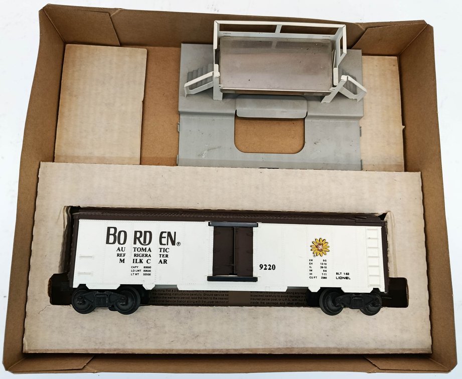 LIONEL O GAUGE 6-9220 BORDEN OPERATING MILK CAR W/ PLATFORM, OB  INV 263380082