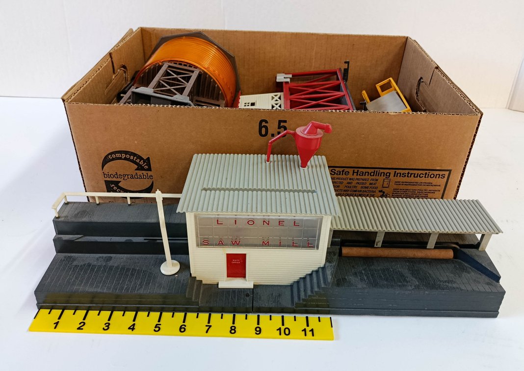 3 LIONEL SAW MILL, WATER TOWER & ICING STATION O GAUGE ACCESSORIES INV 263380111