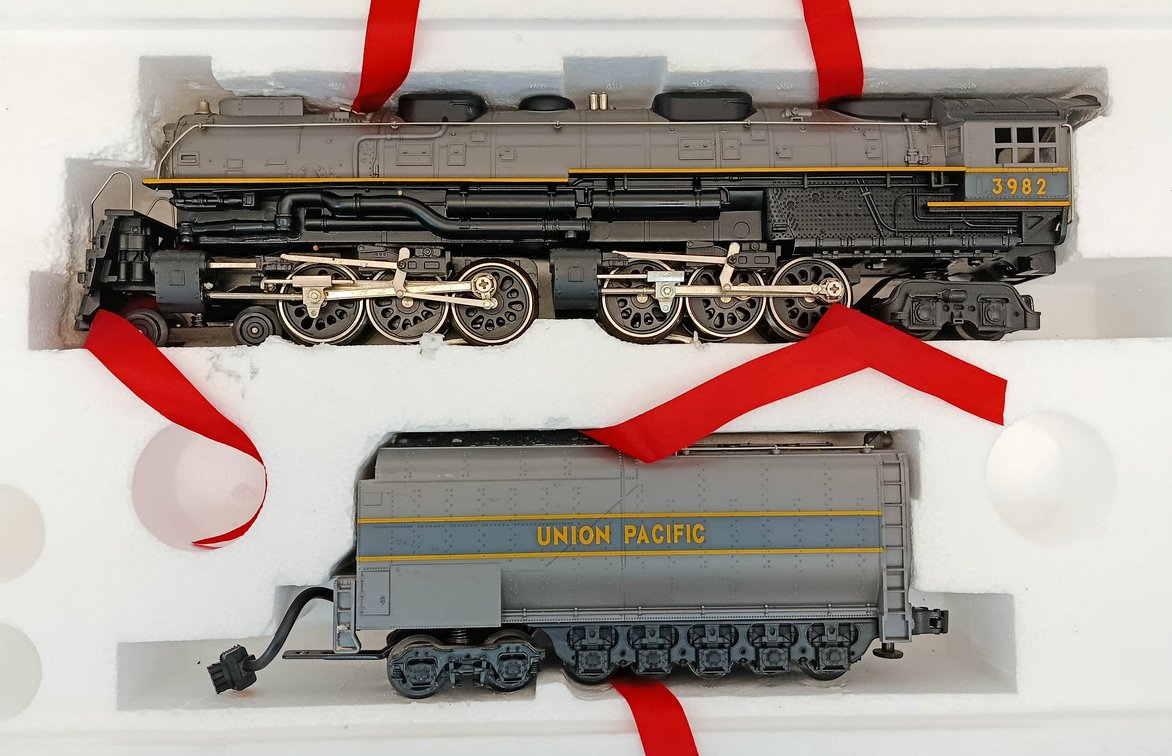 RAIL KING O GAUGE RK-1107 UNION PACIFIC CHALLENGER 4-6-6-4 STEAM ENGINE & TENDER, OB INV 263380125