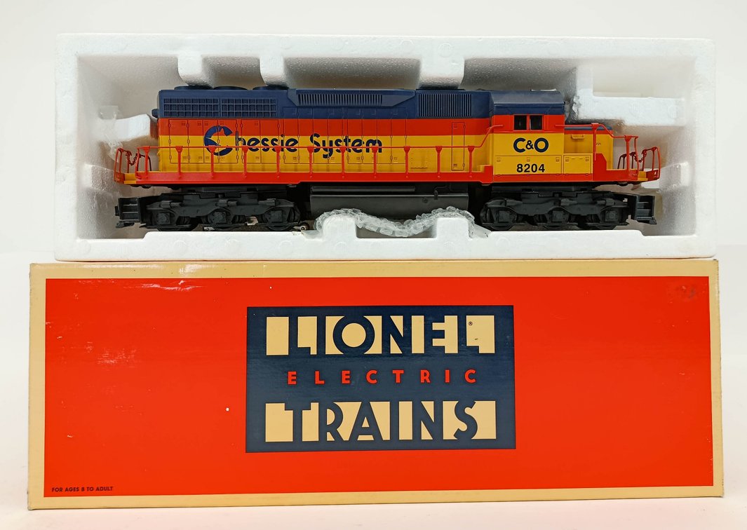 LIONEL O GAUGE 6-18204 CHESSIE SYSTEM C&O SD-40 DIESEL ENGINE NON-POWERED, OB INV 263380155