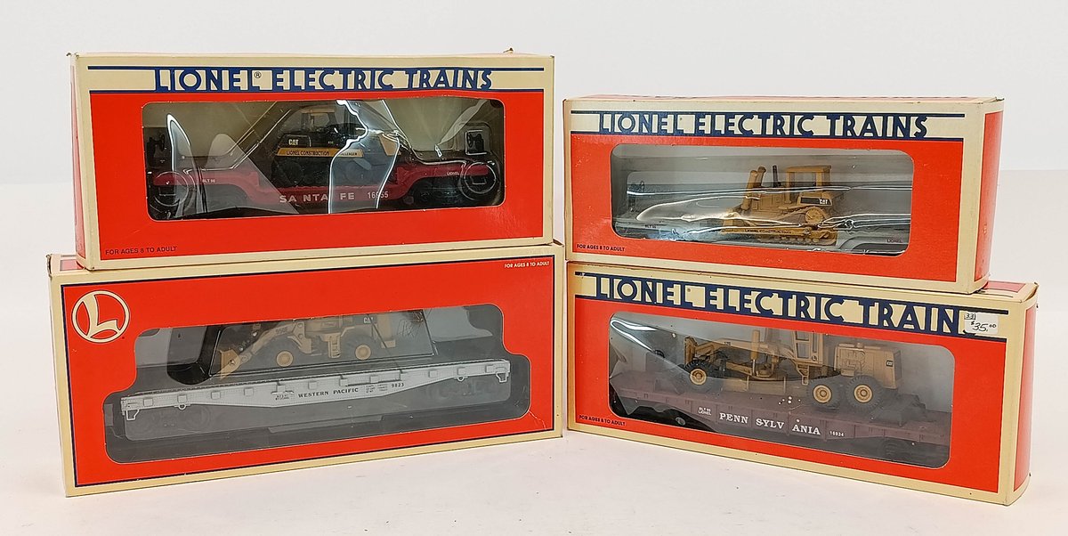 4 LIONEL O GAUGE FLATCARS W/ ERTL CAT CONSTRUCTION LOADS, 4 OBS INV 263380192