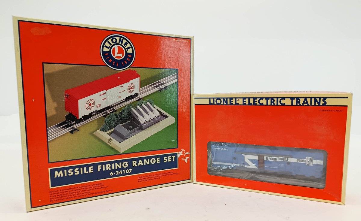 LIONEL O GAUGE 6-24107 MISSILE FIRING RANGE SET & EMD 19825 ELECTRO-MOBILE POWER GM BOXCAR, 2 OBS INV 263380202