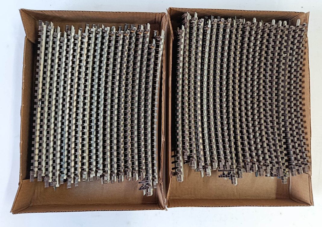 LARGE LOT OF ASSORTED O GAUGE CURVED TRACK SECTIONS WITH BROWN TIES, 2 BOXES INV 263380214