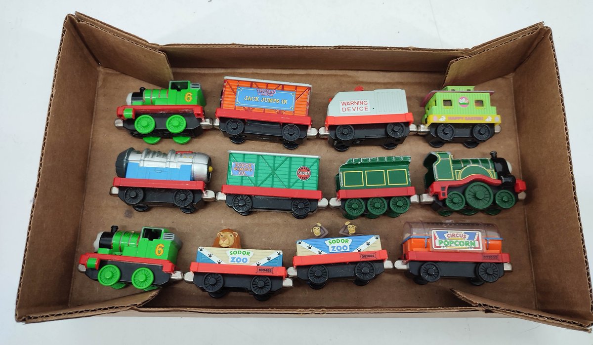 12 PC THOMAS THE TRAIN MIXED CARS  INV 262380406