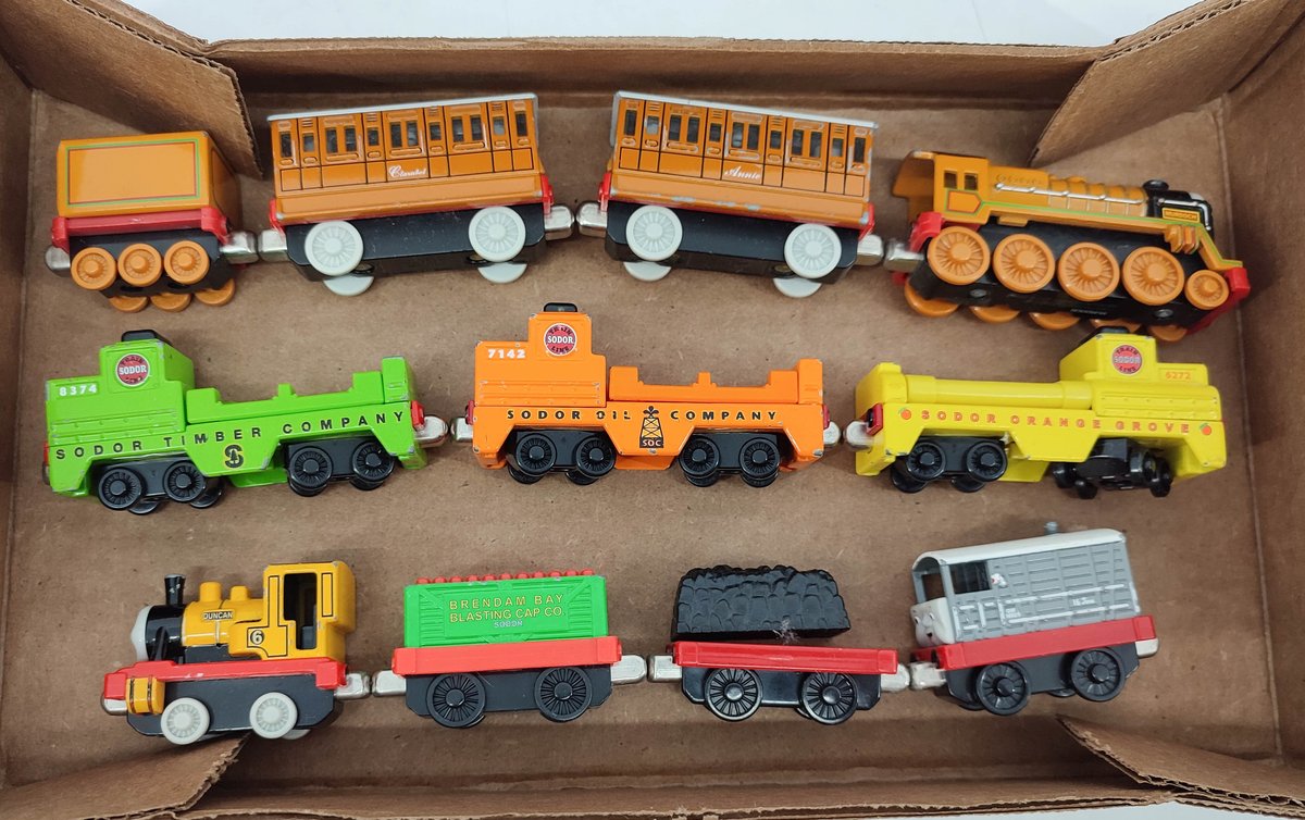 11 PC THOMAS THE TRAIN MIXED CARS  INV 262380407
