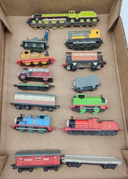 THOMAS & FRIENDS TOY TRAINS MIXED LOT  INV 262380411