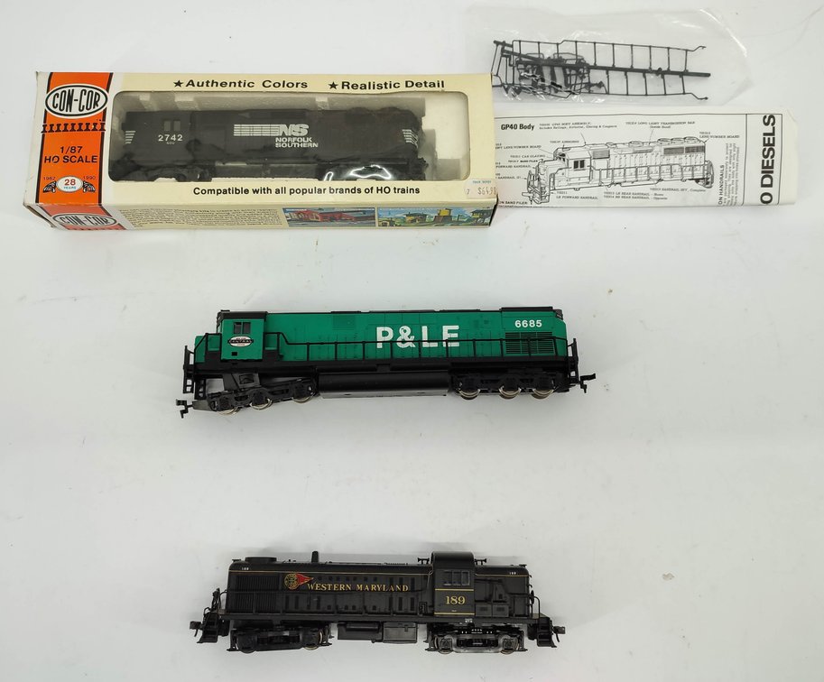 HO GAUGE 3 DIESEL LOCOMOTIVES N&S NORFOLK 2742 SOU, P&LE NY CENTRAL 6685 & WESTERN MARYLAND 189  INV 262380481