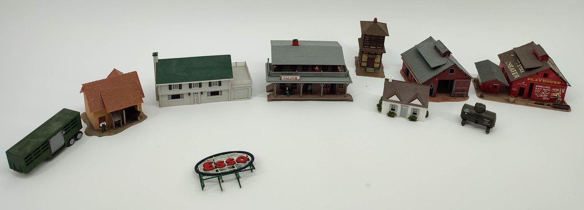 HO GAUGE MIXED HO BUILDINGS FOR LAYOUT  INV 262380492
