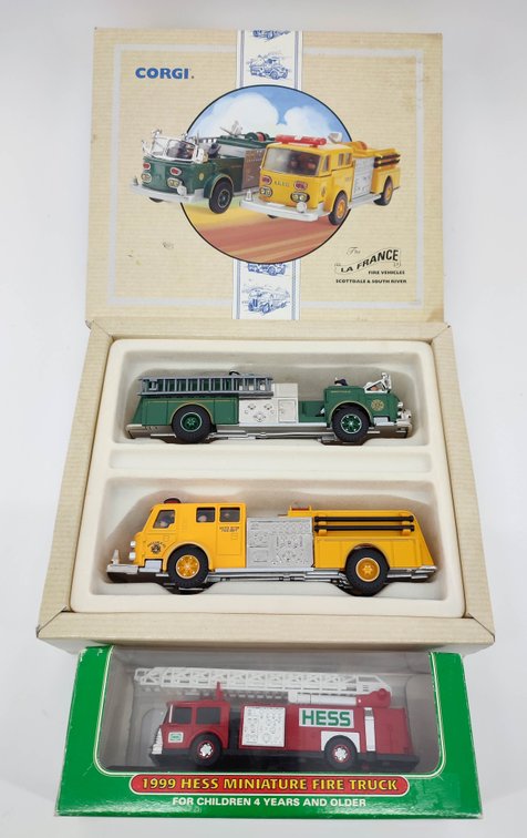 TOYS CORGI FIRE VEHICLES 2PC SET 97331 & 1999 HESS MINIATURE FIRE TRUCK OBS  INV 262380501