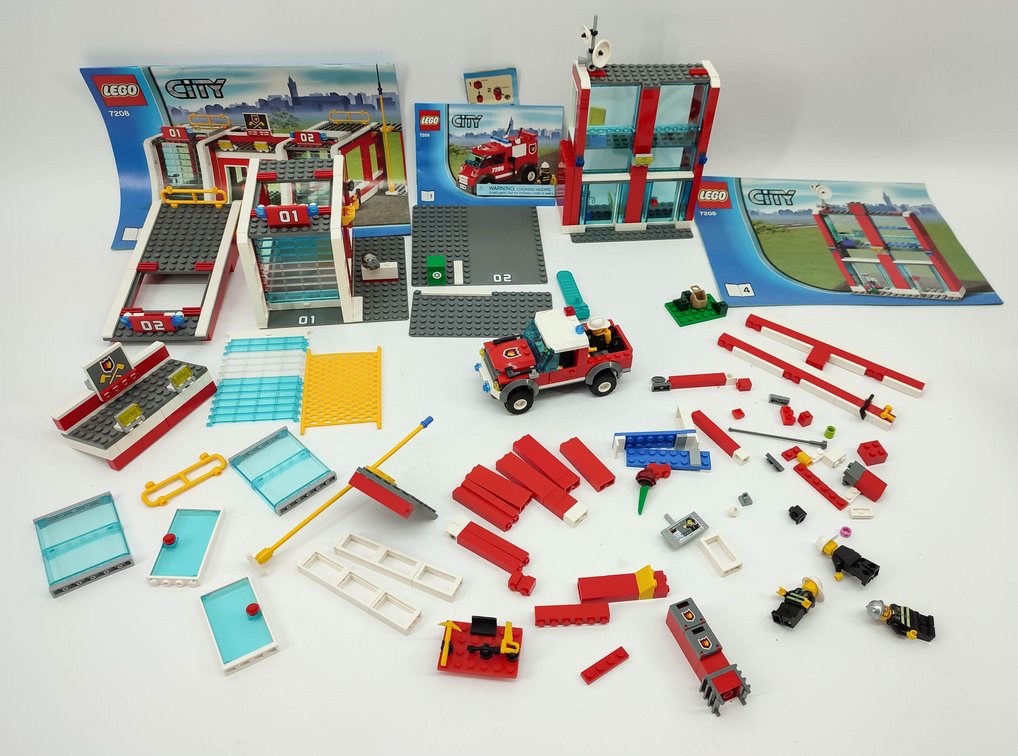 TOYS LEGO GARAGE, TRUCK, BUILDING MIXED LOT  INV 262380518