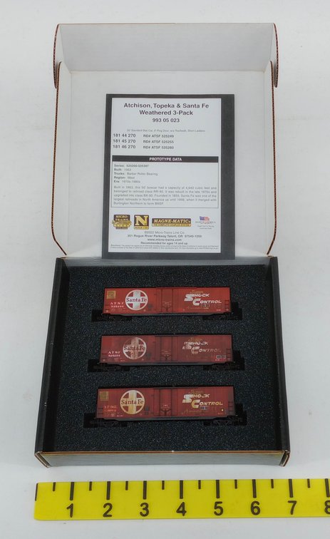 3 MICRO-TRAINS N SCALE 993 05 023 SANTA FE WEATHERED 50FT BOXCARS, OB  INV 263330752