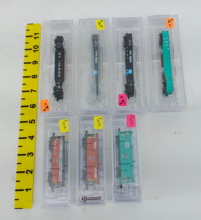 7 N GAUGE BLUFORD SHOPS ROCK ISLAND, ERIE LACKAWANNA, NYC & PLE GONDOLAS & CABOOSES, 7 OBS  INV 263330790
