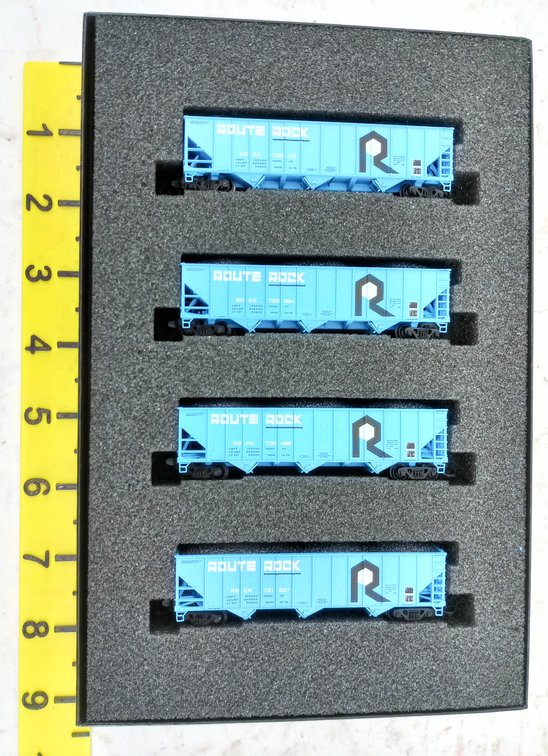 4 MICRO-TRAINS 993 00 191 ROCK ISLAND N SCALE HOPPERS, OB  INV 263330801