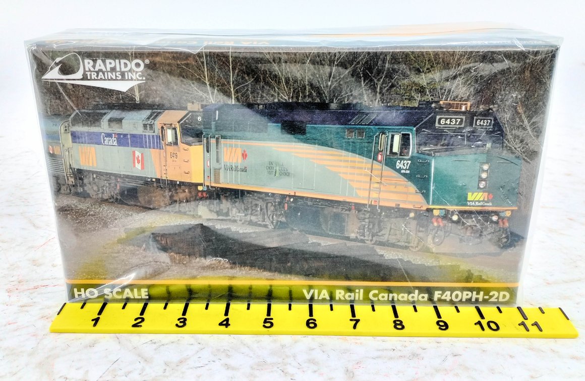 RAPIDO HO GAUGE 80561 VIA RAIL F40PH-2D COORS LIGHT SET DCC/SOUND LOCOMOTIVES #6408 & #6445, OB  INV 263330856