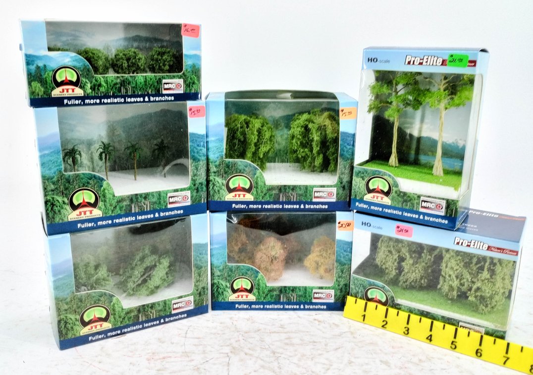 7 JTT SCENERY PRODUCTS HO SCALE MODEL TREES & PALMS, 7 OBS  INV 263330876