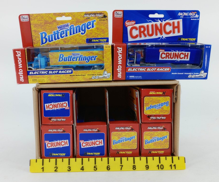 8 AUTO WORLD RACING RIGS NESTLE CRUNCH & BUTTERFINGER PETERBILT ELECTRIC SLOT RACERS 8 OB INV 263330930