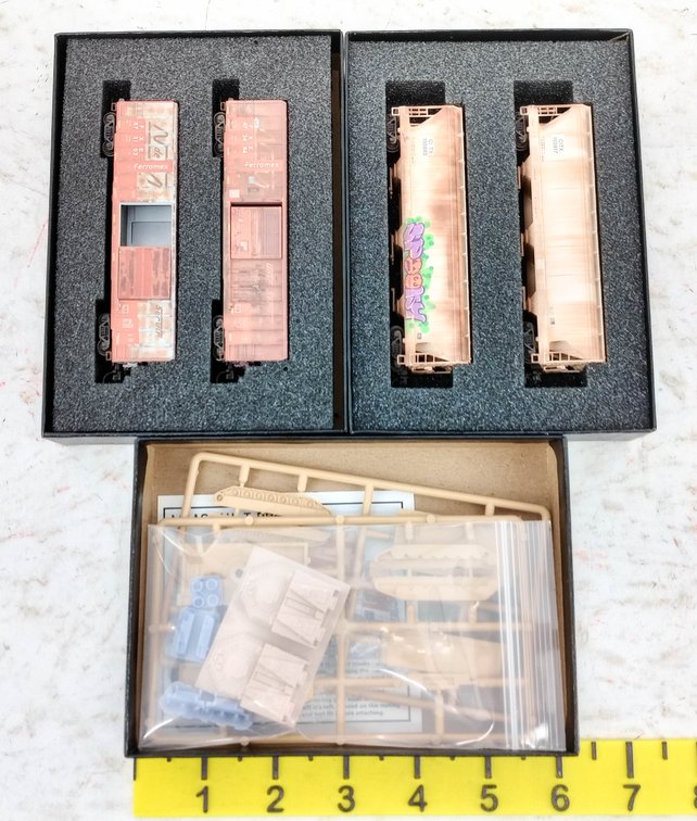 MICRO-TRAINS N SCALE FERROMEX BOXCARS, CITX HOPPERS & M1150 ASSAULT BREACHER KIT NNC, 3 OBS INV 263331007