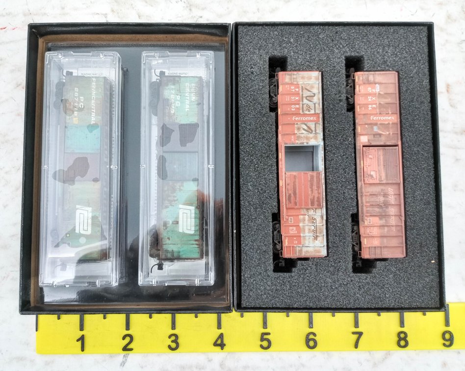 2 MICRO-TRAINS N SCALE WEATHERED PENN CENTRAL & FERROMEX BOXCAR 2-PACKS, 2 OBS INV 263331008
