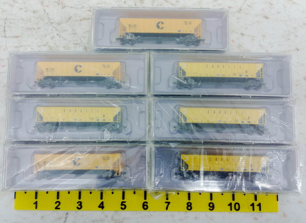 7 N SCALE CHESSIE SYSTEM & CARGILL PS2CD 4427 COVERED HOPPERS, 7 OBS INV 263331015