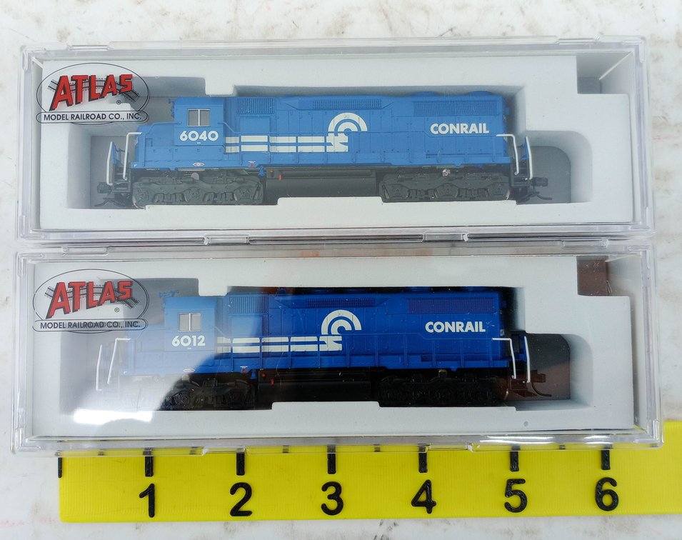 2 ATLAS N SD35 CONRAIL DIESEL LOCOMOTIVES #6040 & #6012, 2 OBS INV 263331039