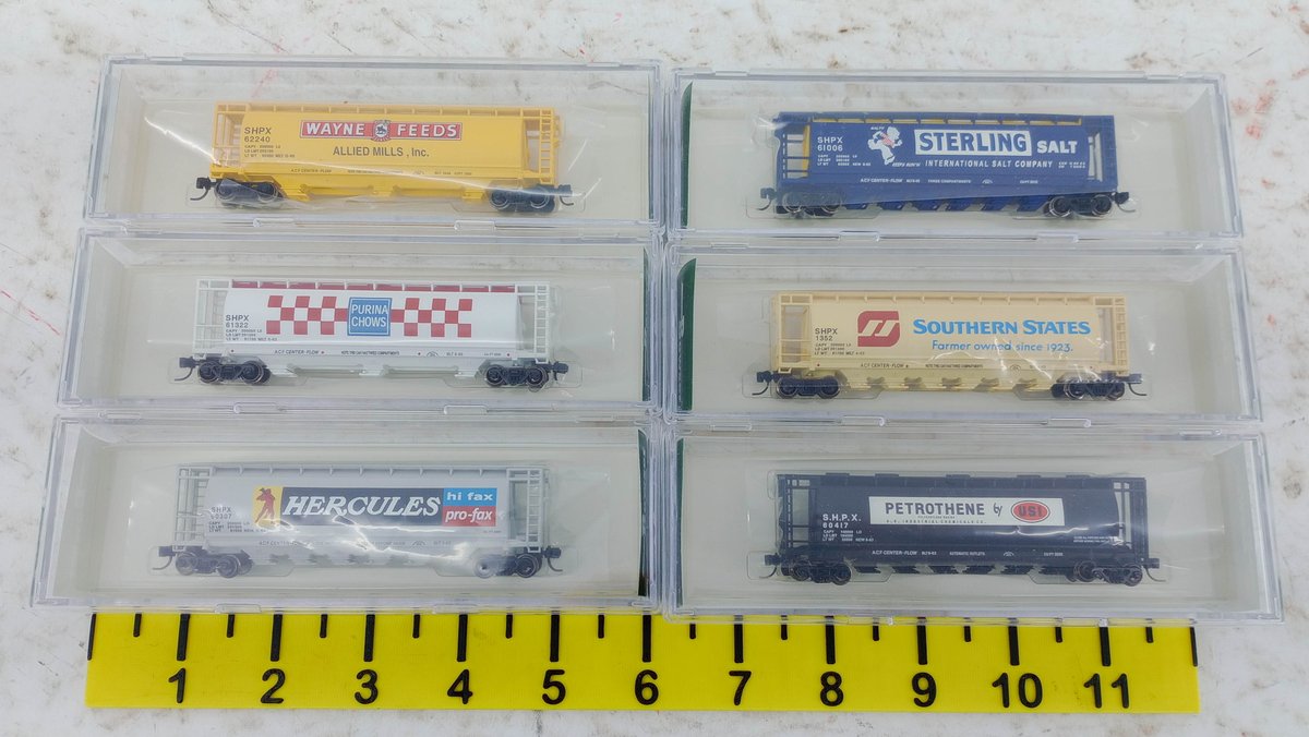 6 BOWSER N SCALE CYLINDRICAL HOPPERS ASSORTED ROADS, 6 OBS INV 263331047