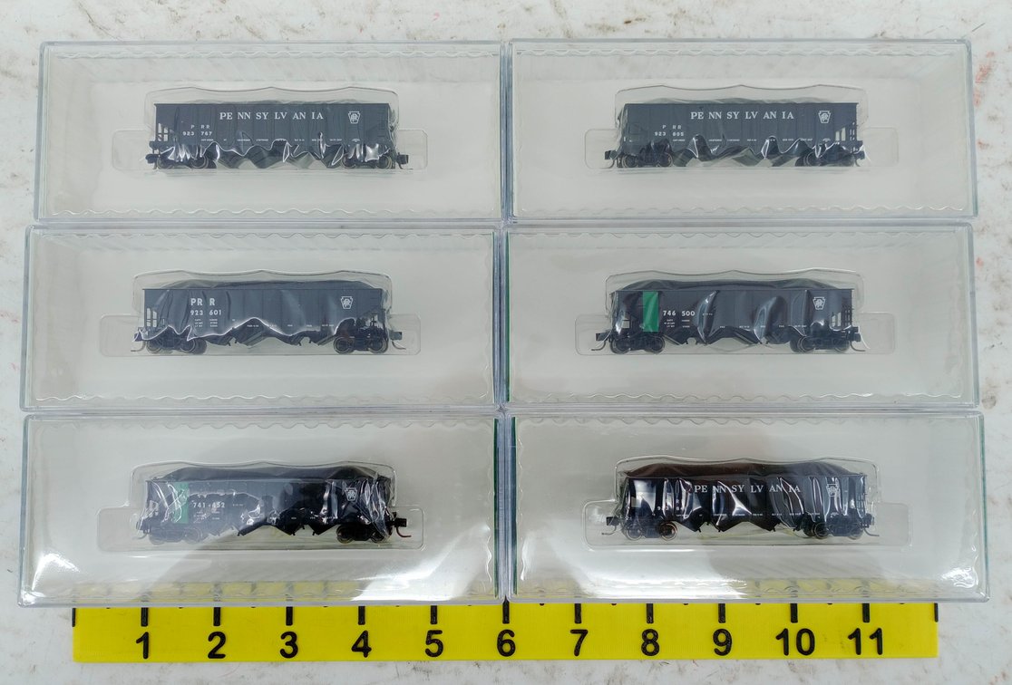 6 BOWSER N SCALE H21A 4 BAY PRR & PENN CENTRAL HOPPERS, 6 OBS INV 263331048