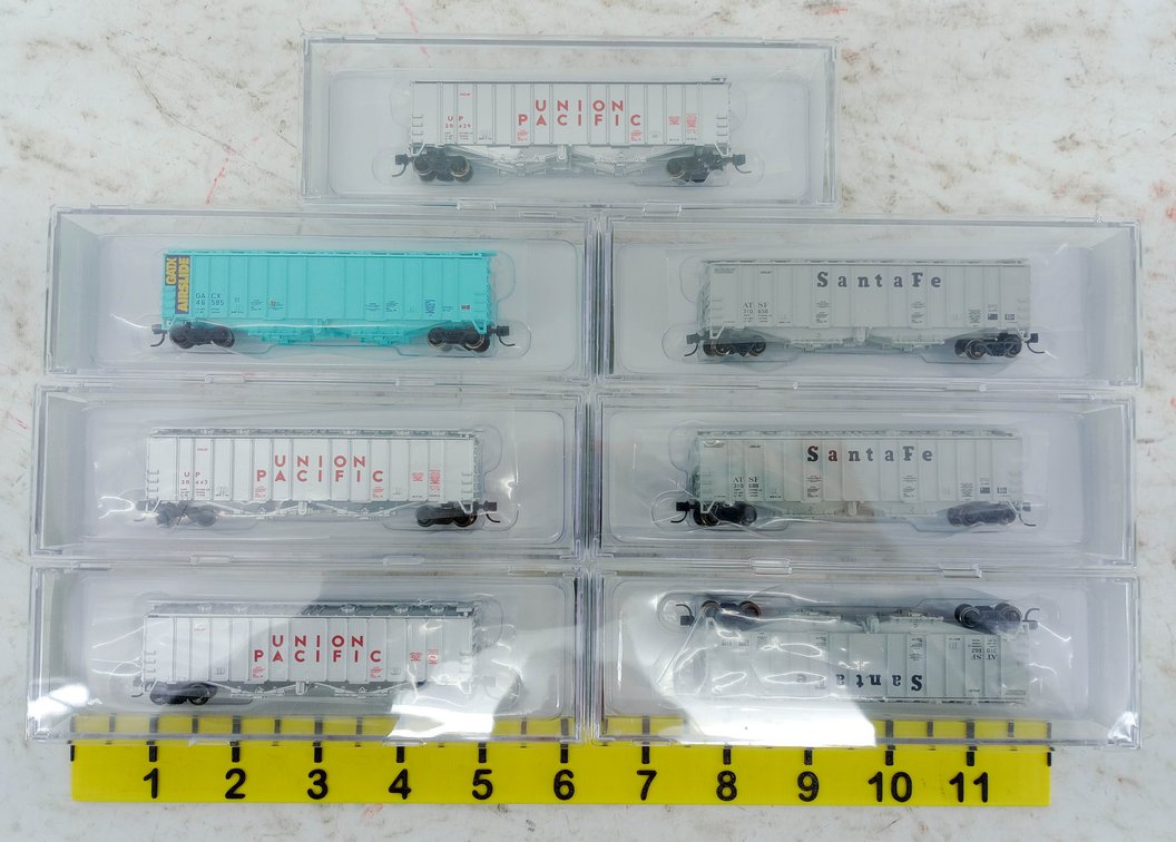 7 BOWSER N SCALE 2-BAY AIRSLIDE HOPPERS UNION PACIFIC, SANTA FE & GATX, 7 OBS INV 263331046