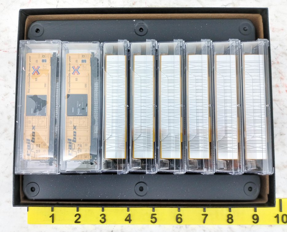 MICRO-TRAINS LINE N SCALE RAILBOX 8 CAR RUNNER PACK 50FT BOXCARS, OB INV 263331111