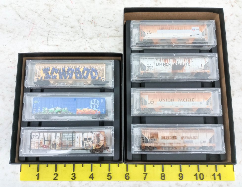7 MICRO-TRAINS LINE N SCALE UNION PACIFIC WEATHERED HOPPERS & ICHABOD GRAFFITI CARS, 2 OBS INV 263331110