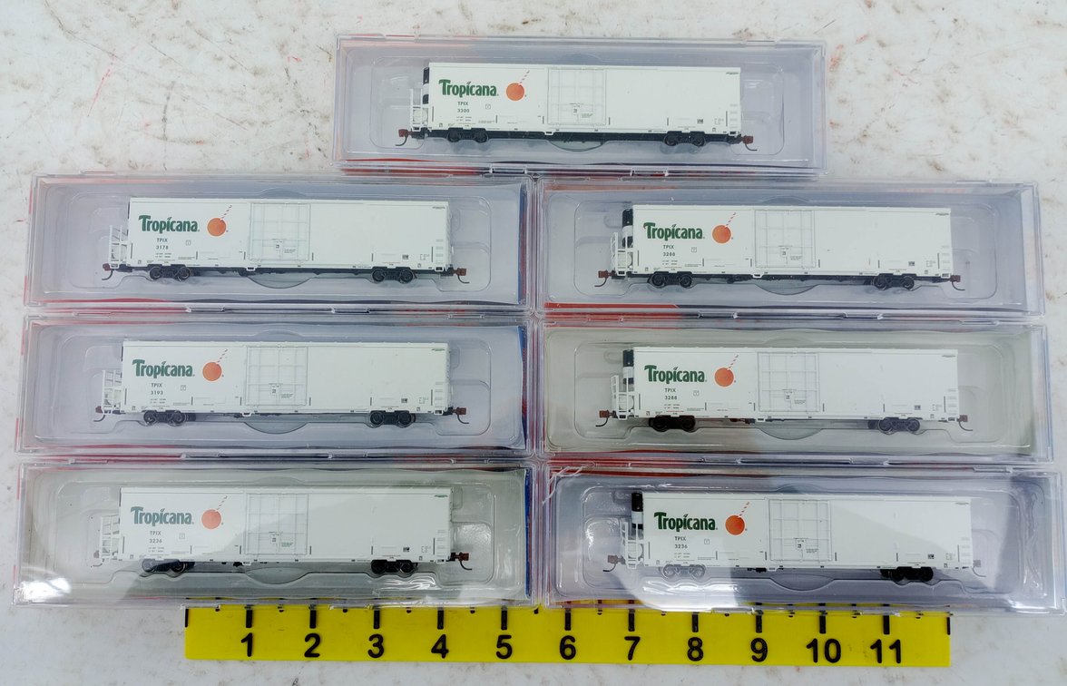 7 BLMA TROPICANA TPIX TRINITY 64FT REEFERS N SCALE, 7 OBS INV 263331131
