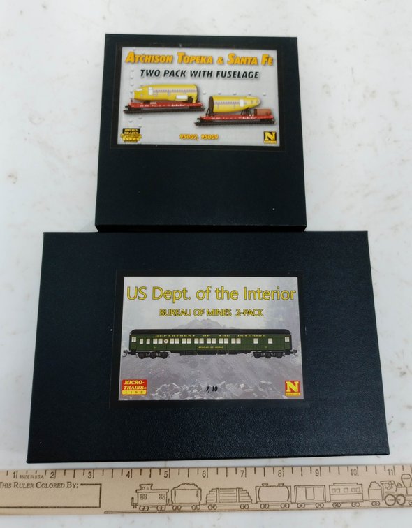 2 MICRO-TRAINS N SCALE ATSF FUSELAGE FLATCARS & DEPT OF INTERIOR BUREAU OF MINES PASSENGER CARS, 2 OBS INV 263331163
