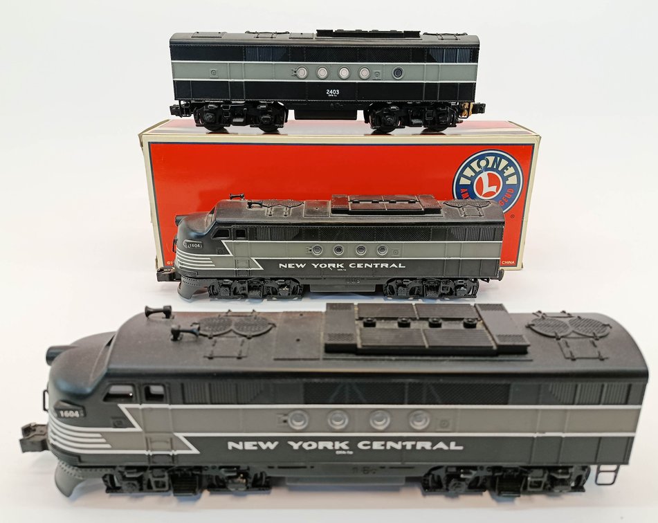 LIONEL NYC F3 DIESEL A UNIT #1604 & B UNIT #2403 NEW YORK CENTRAL, 1 OB  INV 263350028