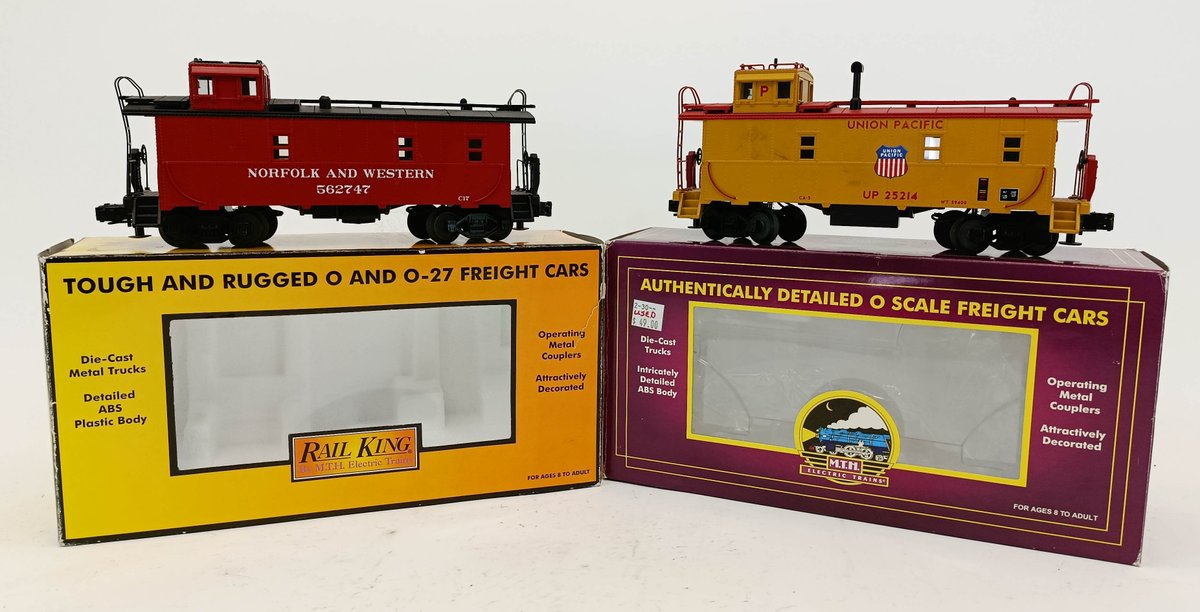 2 MTH O GAUGE CABOOSES, NORFOLK AND WESTERN 30-4184C & UNION PACIFIC 20-91022, 2 OBS  INV 263350050