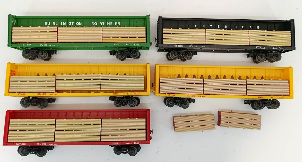 5 LIONEL BN WP UP CSXT CENTER BEAM LUMBER FLATCARS W/ LOADS  INV 263350048