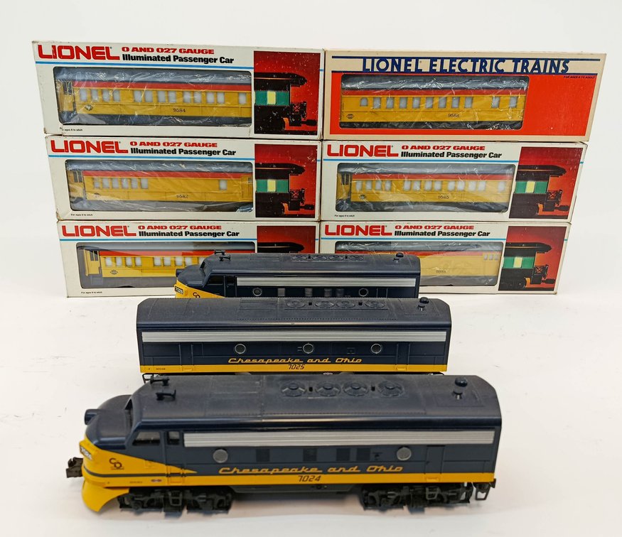 LIONEL O GAUGE 7024 7025 7026 CHESAPEAKE & OHIO F3 DIESEL SET W/ 6 9580 SERIES PASSENGER CARS, 6 OBS  INV 263350055