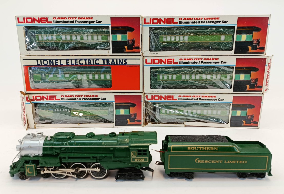 LIONEL O GAUGE 8702 SOUTHERN CRESCENT LIMITED 4-6-4 STEAM LOCOMOTIVE & TENDER W/ 6 ILLUMINATED PASSENGER CARS, 6 OBS  INV 263350056