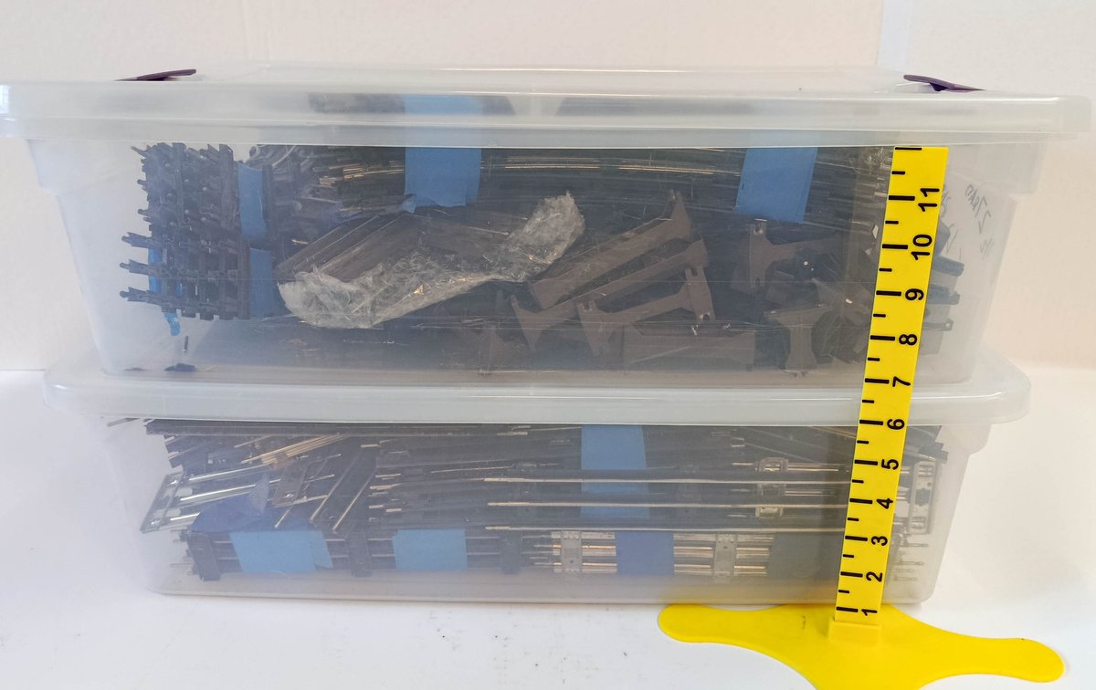 LIONEL O GAUGE ASSORTED TRACK SECTIONS, CURVES, STRAIGHTS, CROSSING & TRESTLE PIECES  INV 263350086