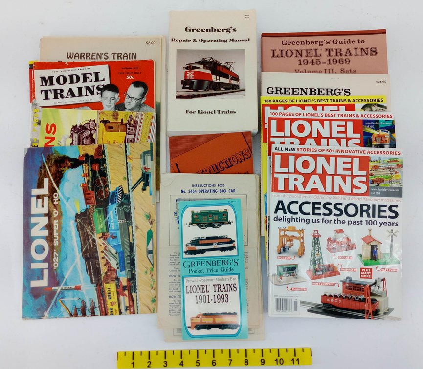 ASSORTED LIONEL TRAINS BOOKS & MANUALS GREENBERG'S PRICE GUIDES REPAIR MANUALS CATALOGS & MAGAZINES  INV 263440027
