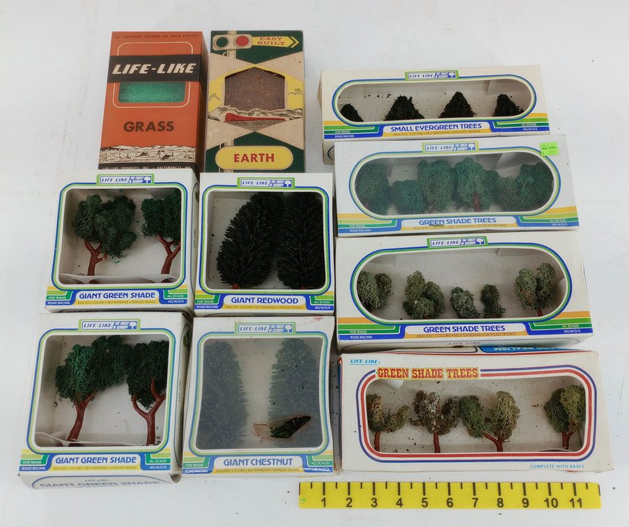 ASSORTED LIFE-LIKE HO SCALE TREES, GRASS & EARTH SCENERY SOME OBS  INV 263450005