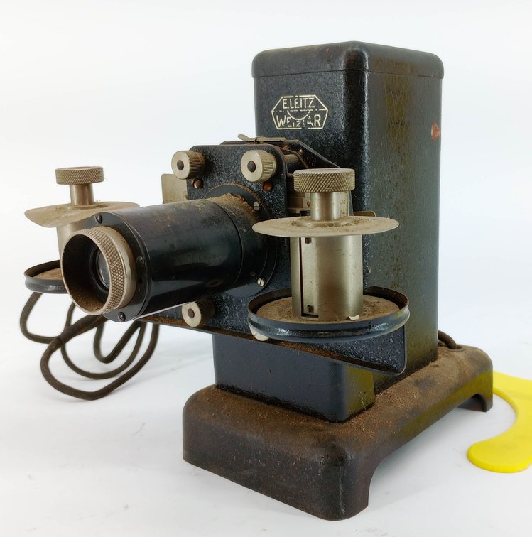 GERMAN MADE E. LEITZ WETZLAR ROLL FILM & SLIDE PROJECTOR  INV 263460012