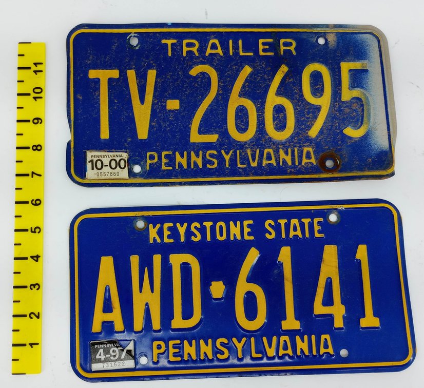 2 PENNSYLVANIA LICENSE PLATES TRAILER TV-26695 & KEYSTONE STATE AWD-6141 BLUE & YELLOW  INV 263460025
