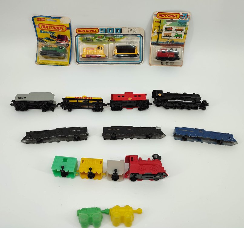 TOYS MIXED COLLECTION OF TRAIN TOYS  INV 262380694