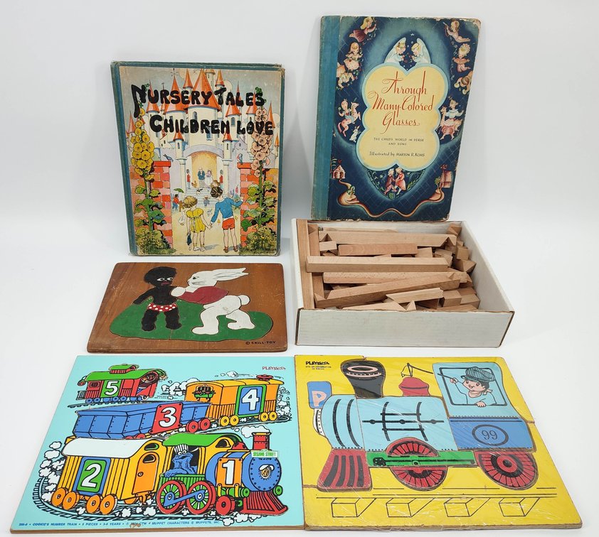 TOYS 2 VINTAGE CHILDREN BOOKS, 3- VINTAGE PUZZLES, WOODEN BLOCKS MIXED LOT  INV 262380700